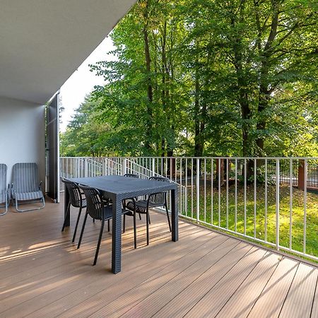 Apartamentyprzymorzu 010 Z Basenem Tarasem I Ogrodkiem Kołobrzeg Exterior foto